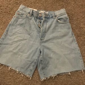 Garage 90’s short